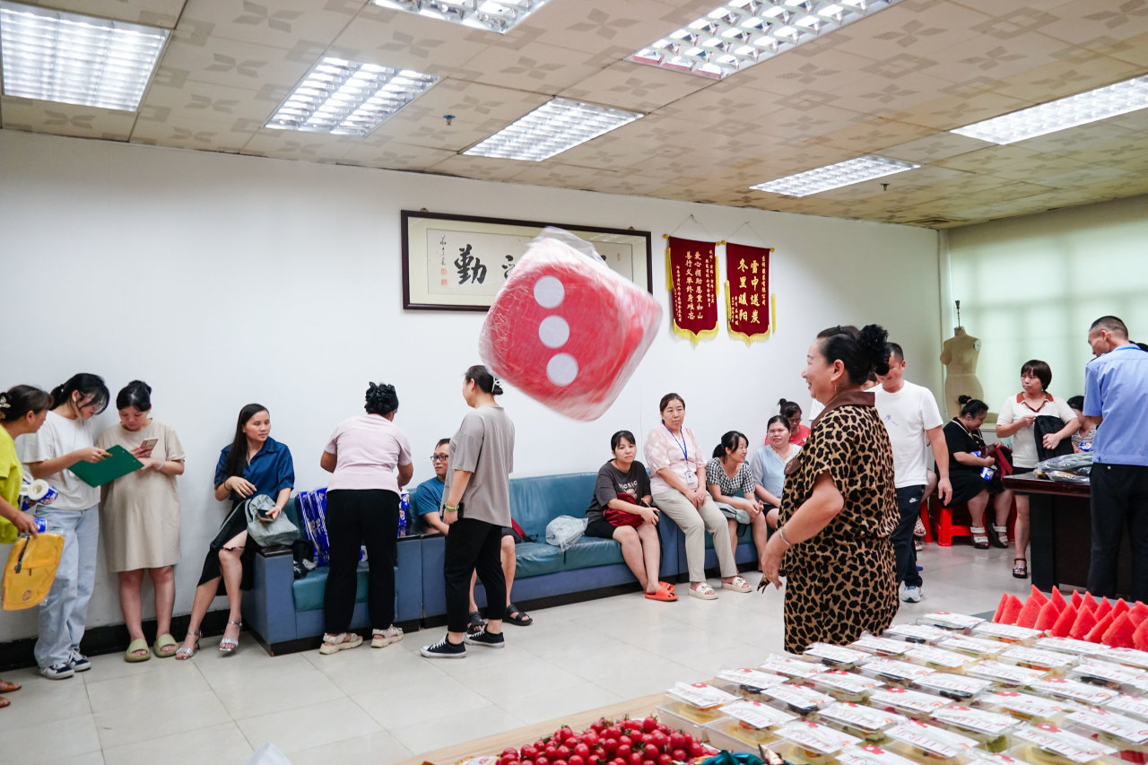 8月份員工生日會丨我們齊聚一堂，不負(fù)時(shí)光(圖14)